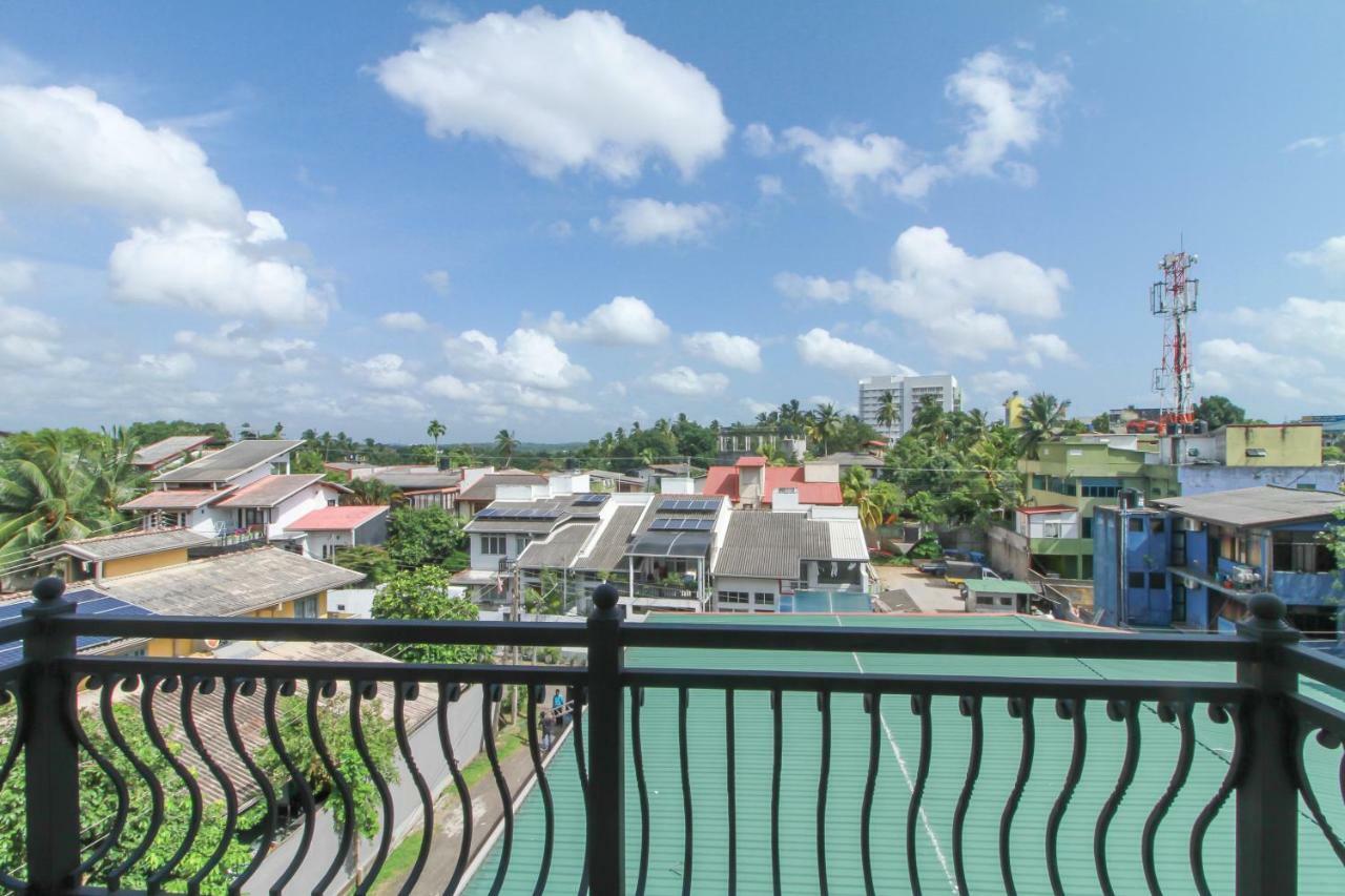 Hotel Queensbury Malabe Kaduwela Exterior foto